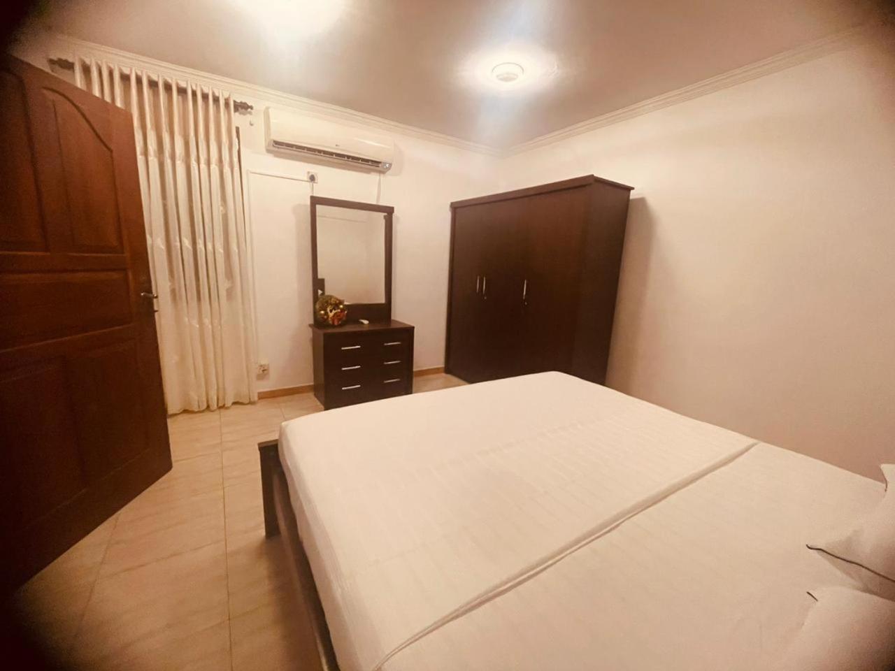Hotel Mila Boutique Airport Seeduwa Exterior foto